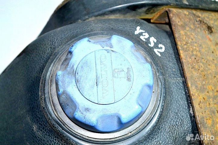 Бак AdBlue volvo FH (01.05)