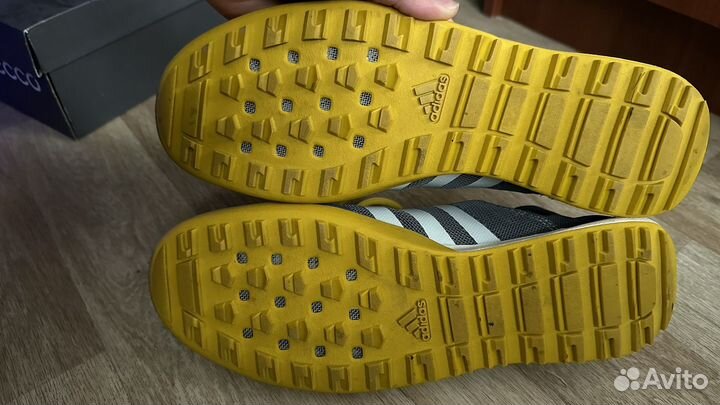 Кроссовки мужские adidas 46