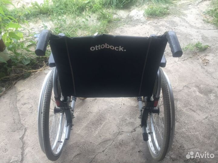 Инвалидная коляска