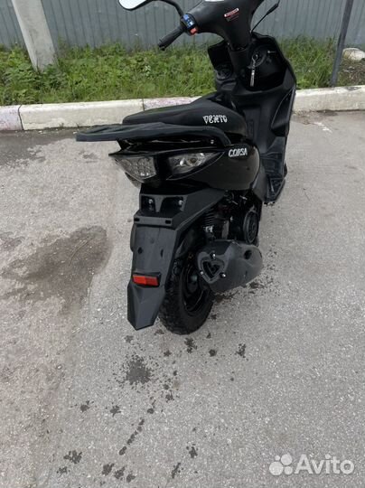 Скутер Vento Corsa