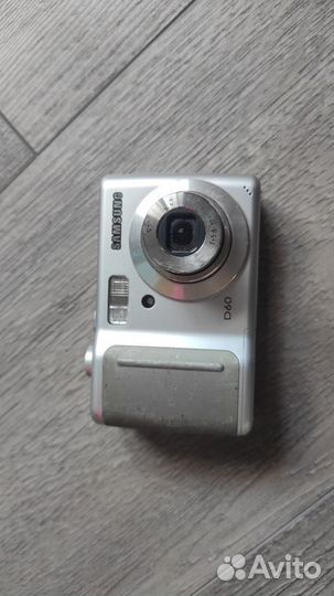 Цифровой фотоаппарат Samsung d60