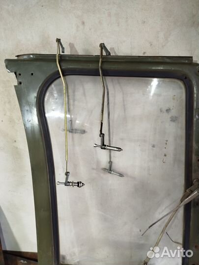 Рамка лобового стекла со стеклом УАЗ 469