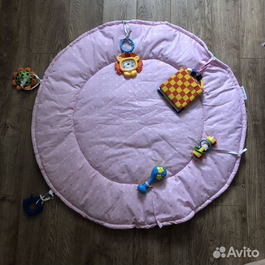 Развивающий коврик