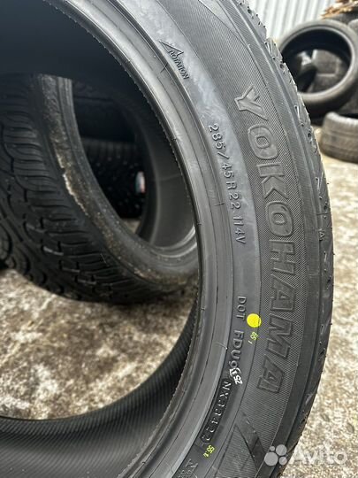 Yokohama Parada Spec-X 285/45 R22