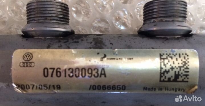 Топливная рампа VW Crafter 2,5 TDI