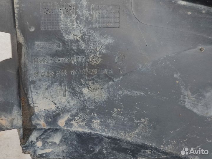 Накладка птф передняя левая Volkswagen Tiguan 2