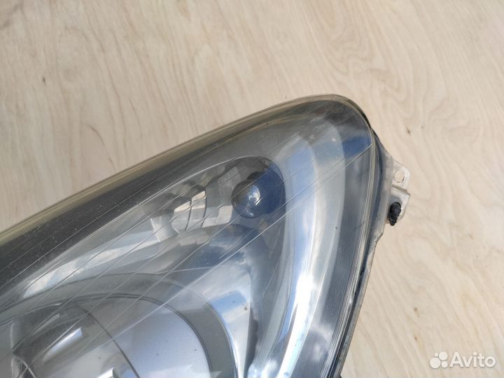 Фара левая Черная на Опель Corsa D Дорестайлинг