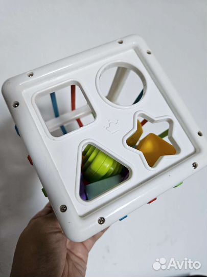 Развивающие игрушки для малышей