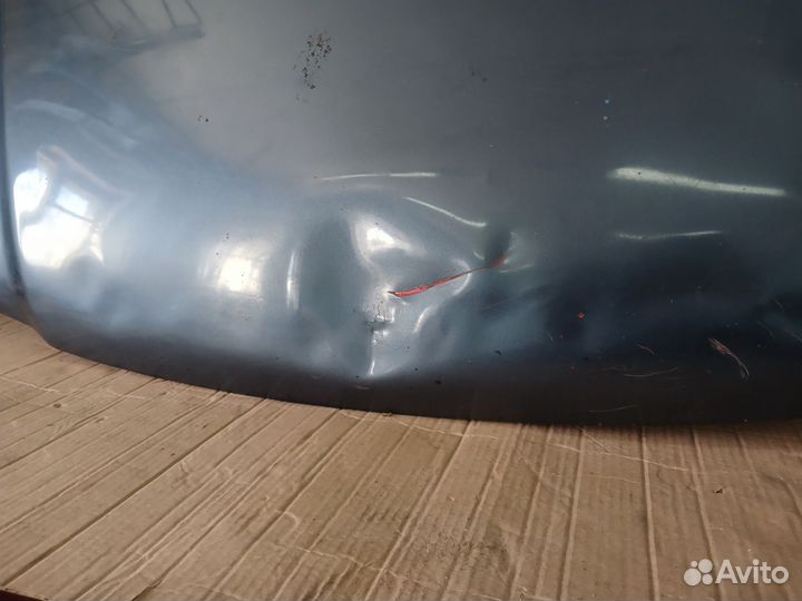 Капот Iran Khodro Samand под ремонт