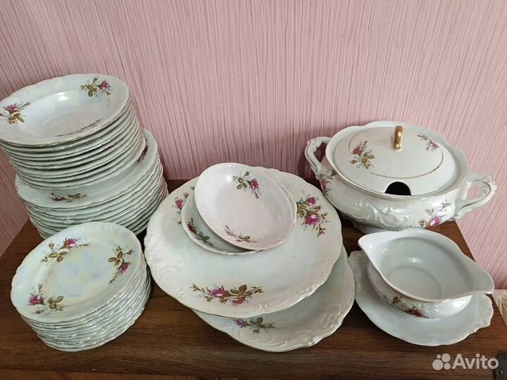 Сервиз столовый Wawel (Польша) 12 персон 41 пр