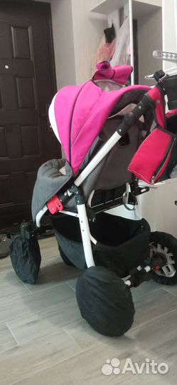 Прогулочная коляска camarelo