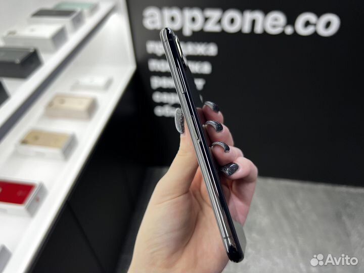 iPhone X, 256 ГБ
