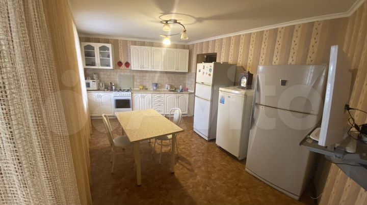 2-к. квартира, 82,3 м², 3/5 эт.