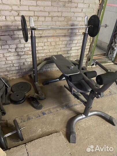 Скамья для жима со стойками и штангой бу