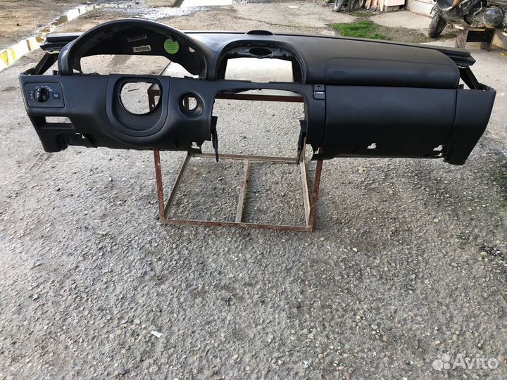 Панель (Торпедо) Mercedes W215