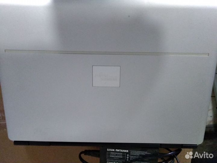 Ноутбук Fujitsu-Siemens