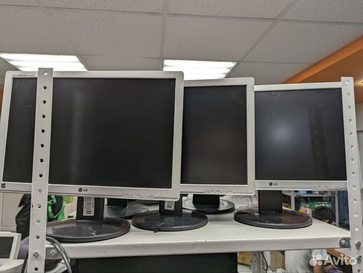 Мониторы 19 дюймов
