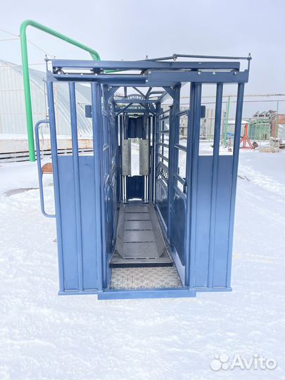 Станок для фиксации крс