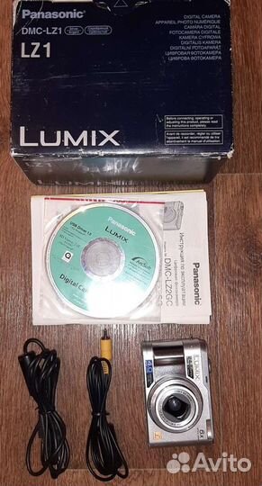 Компактный фотоаппарат