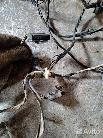 Проводка багажника Opel Vectra C