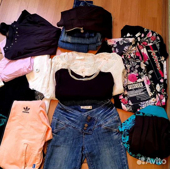 Одежда для девочки пакетом 42-44