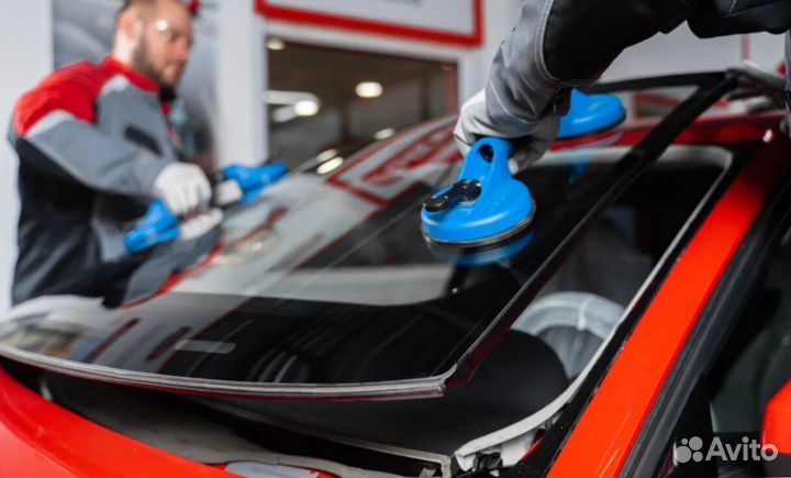 Лобовое стекло и Установка в день обращения