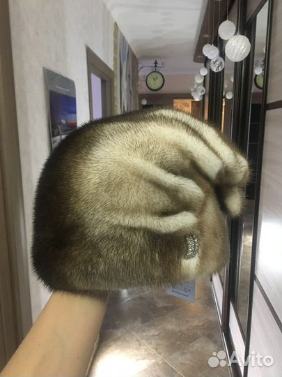 Шапка норковая женская белая