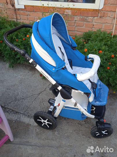 Продам детскую коляску