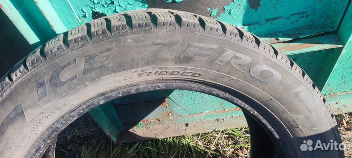 Pirelli Ice Zero 225/55 R18