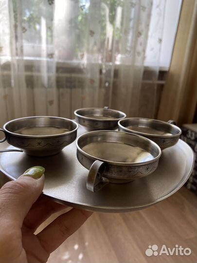 Кофейный набор из мельхиора чашки и поднос