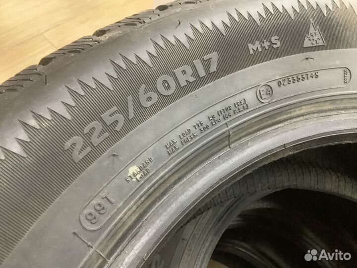 Cooper Weather-Master S/T 2 225/60 R17 99T