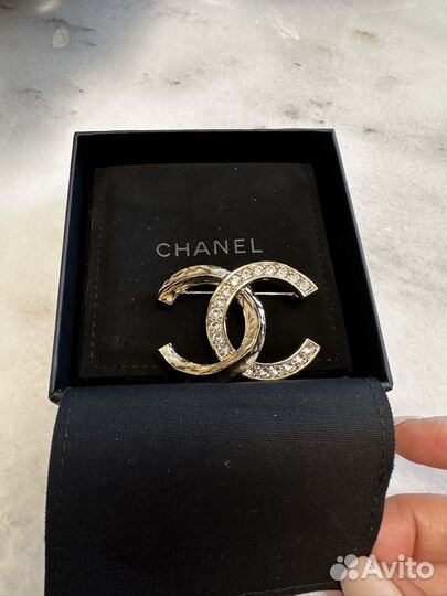 Брошь Chanel, оригинал