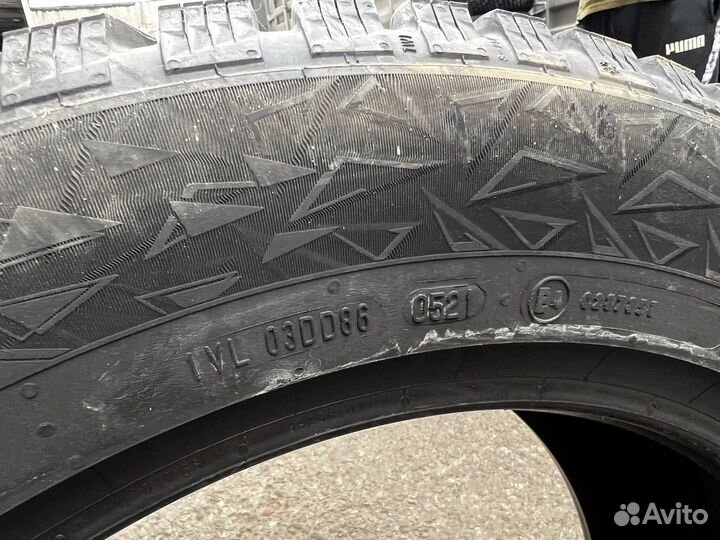 Continental IceContact 3 235/55 R19 105T