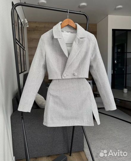 Твидовый костюм