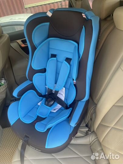 Детское автокресло новое универсальное