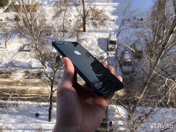 iPhone 8 Plus, 256 ГБ