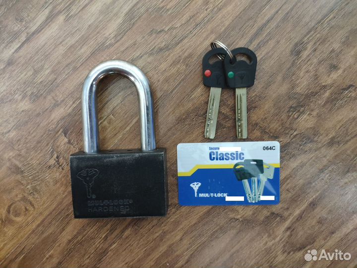 Навесной Замок Mul-T-Lock C-13 (M13/C2 Classic)