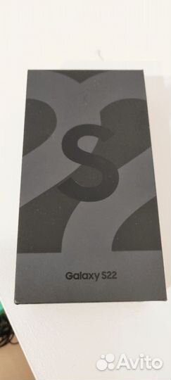 Samsung Galaxy S22, 8/128 ГБ