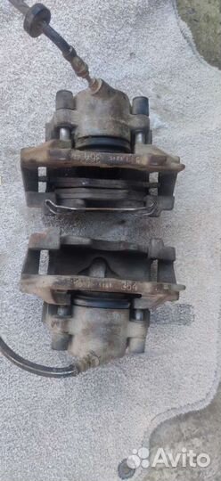 Суппорт передний Сааб 9000