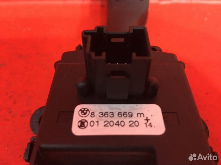 Переключатель подрулевой правый Bmw X3 E83 M54B25