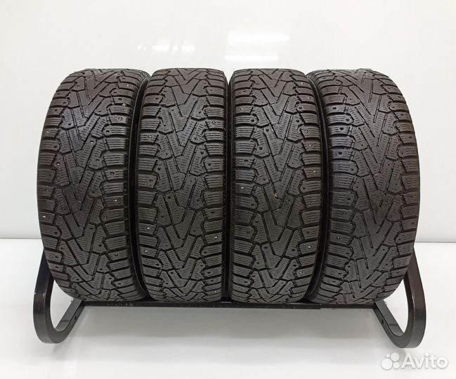 Pirelli Ice Zero 215/65 R16