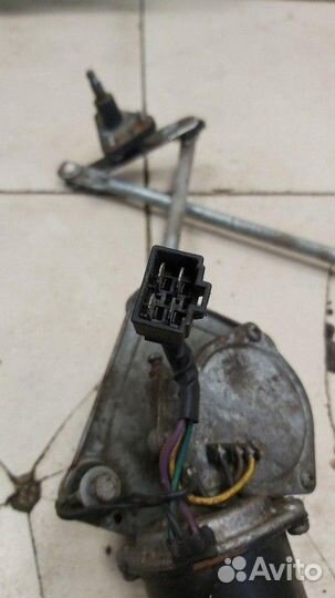 Моторчик стеклоочистителя передний