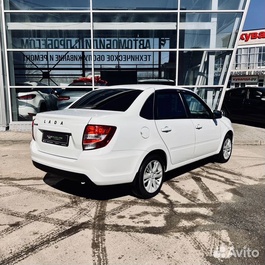LADA Granta 1.6 МТ, 2022, 42 006 км