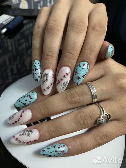 Маникюр с выездом на дом
