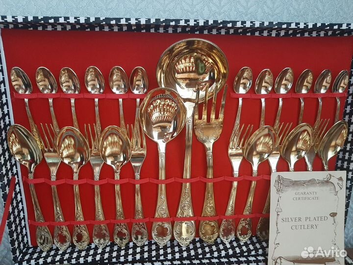 Набор столовых приборов на 12 персон