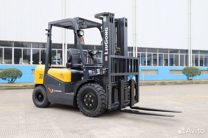 Водитель вилочного погрузчика на склад