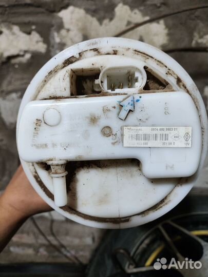 Бензонасос на renault logan 1 в сборе