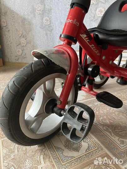 Детский трехколесный велосипед