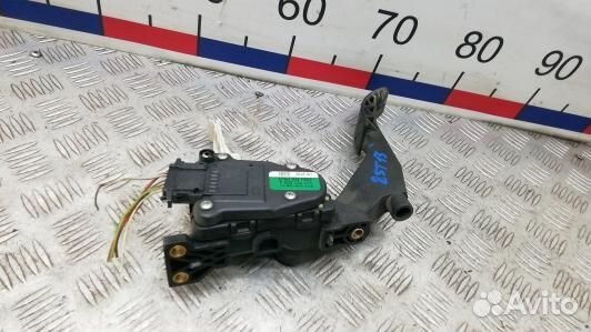 Педаль газа skoda octavia A4 (2ST13NW01)