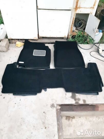 2 комплекта ковриков для Toyota Land Cruiser 200